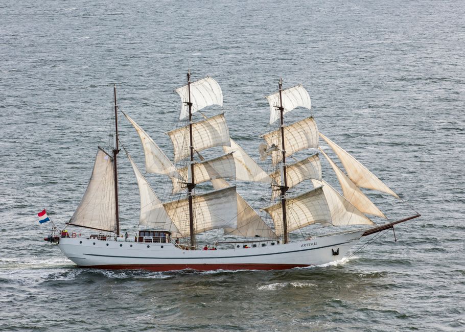 A majestic tall ship sailing on open waters, showcasing classic maritime beauty.